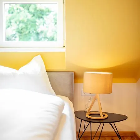 酒店 Boutiquehotel Caravella Velden By S4y 沃尔特湖畔韦尔登