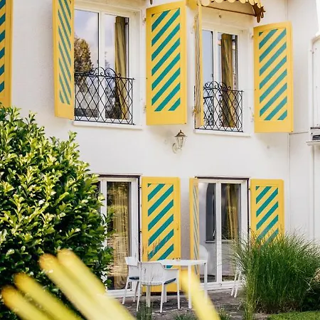 酒店 Boutiquehotel Caravella Velden By S4y 沃尔特湖畔韦尔登